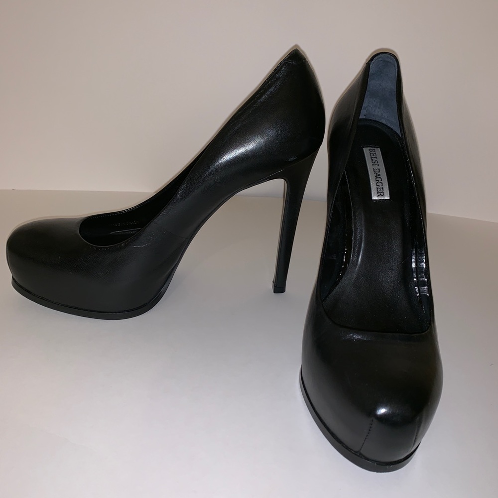 Kelsi Dagger Linzy Stiletto